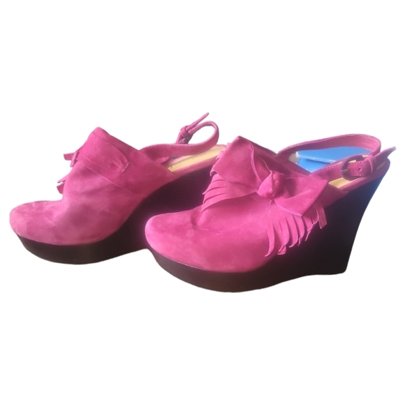 NANETTE LEPORE pink fuchsia suede black platform wedges sandals mules 10 heels - Picture 1 of 7